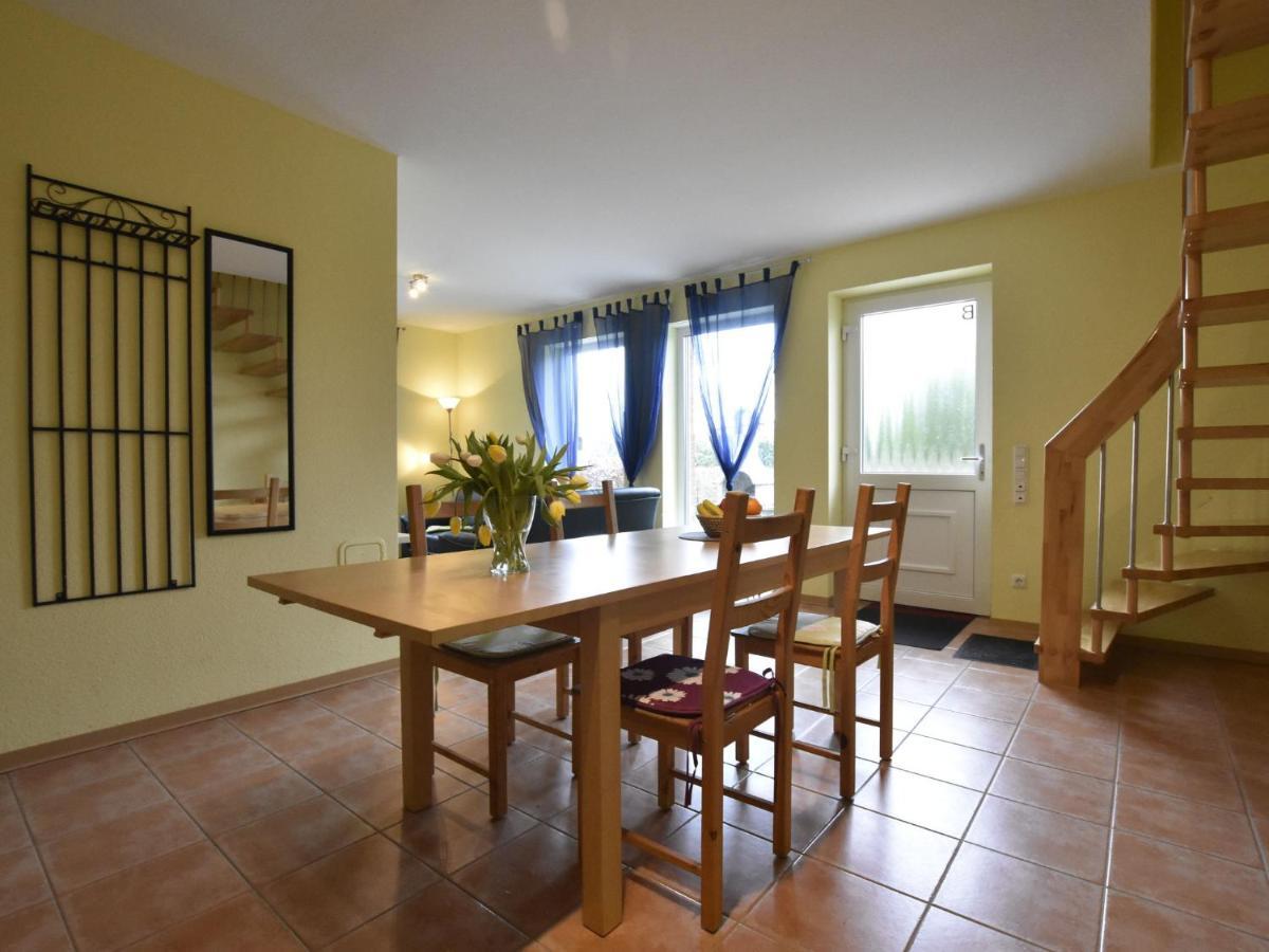 5-Bedroom Holiday Home In Zierow With Garden Exterior foto
